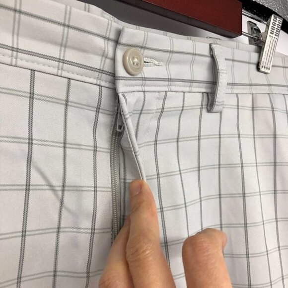 Haggar Men's White Checkered 9" Inseam Golf Shorts size 36 - Picture 9 of 14